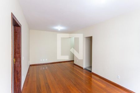 Sala de apartamento para alugar com 3 quartos, 95m² em Sagrada Família, Belo Horizonte