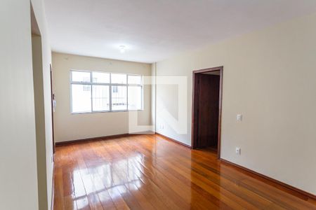 Sala de apartamento para alugar com 3 quartos, 95m² em Sagrada Família, Belo Horizonte