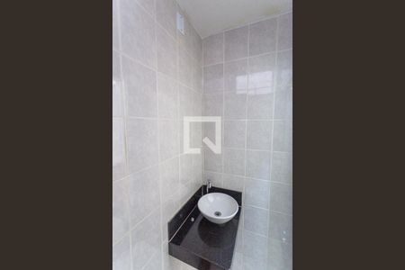 Lavabo da Sala de apartamento para alugar com 3 quartos, 95m² em Sagrada Família, Belo Horizonte