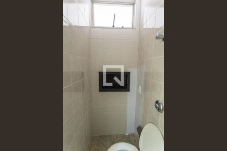 Lavabo da Sala de apartamento para alugar com 3 quartos, 95m² em Sagrada Família, Belo Horizonte