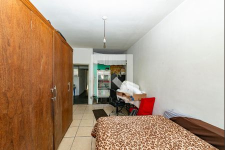 Quarto 1 de casa à venda com 3 quartos, 360m² em Caiçaras, Belo Horizonte