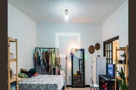 Casa à venda com 3 quartos, 275m² em Cambuci, São Paulo