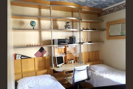 Apartamento à venda com 3 quartos, 177m² em Aclimação, São Paulo