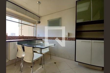 Apartamento à venda com 3 quartos, 162m² em Jardim da Gloria, São Paulo