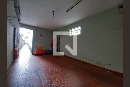 Casa à venda com 2 quartos, 150m² em Cambuci, São Paulo