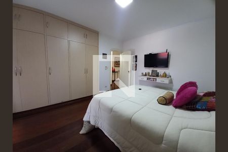 Casa à venda com 3 quartos, 220m² em Jardim da Gloria, São Paulo