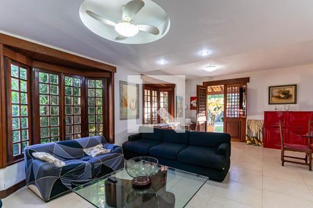 Sala de casa para alugar com 5 quartos, 400m² em Badu, Niterói