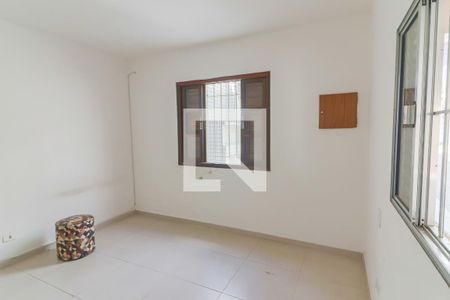 Quarto de casa para alugar com 1 quarto, 70m² em Jardim das Esmeraldas, São Paulo