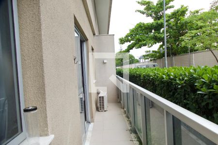 Varanda  de apartamento à venda com 2 quartos, 67m² em Barra da Tijuca, Rio de Janeiro