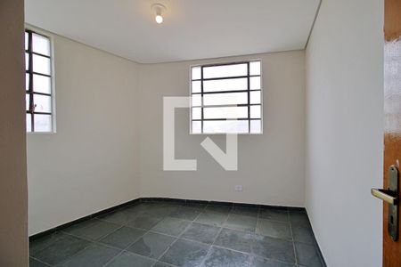 Quarto  de apartamento para alugar com 1 quarto, 45m² em Jardim Pedro Gonçalves, Taboão da Serra