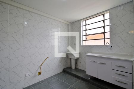 Cozinha de apartamento para alugar com 1 quarto, 45m² em Jardim Pedro Gonçalves, Taboão da Serra