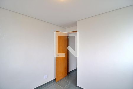 Quarto  de apartamento para alugar com 1 quarto, 45m² em Jardim Pedro Gonçalves, Taboão da Serra