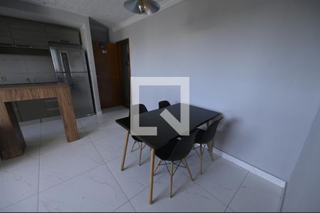 Sala de apartamento para alugar com 2 quartos, 60m² em Jardim Ipê, Goiânia