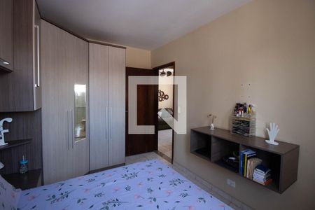 Quarto 1 de apartamento à venda com 2 quartos, 60m² em Vila Carmosina, São Paulo