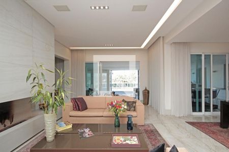 Casa à venda com 4 quartos, 800m² em Village Terrasse II, Nova Lima