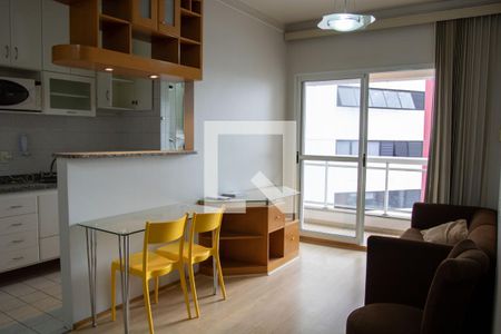 Apartamento à venda com 45m², 1 quarto e 1 vagaSala