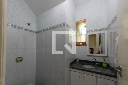 Lavabo  de casa para alugar com 3 quartos, 160m² em Vila Lúcia, São Paulo