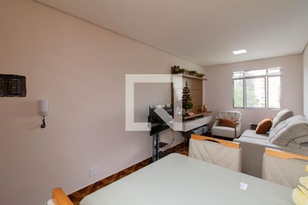 Sala de apartamento à venda com 2 quartos, 60m² em Vila Fátima, Guarulhos