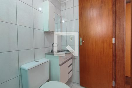 Banheiro da Suíte de apartamento para alugar com 3 quartos, 73m² em Vila Industrial, Campinas