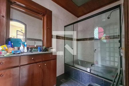 Banheiro da Suíte de casa para alugar com 3 quartos, 300m² em Madureira, Rio de Janeiro