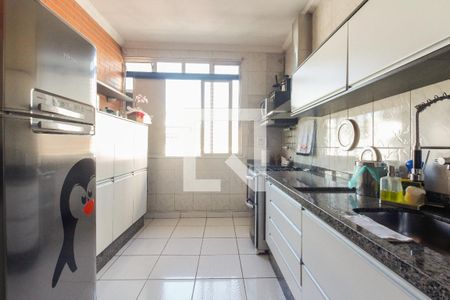 Casa para alugar com 520m², 4 quartos e 5 vagas Casa para alugar com 520m², 4 quartos e 5 vagasCozinha