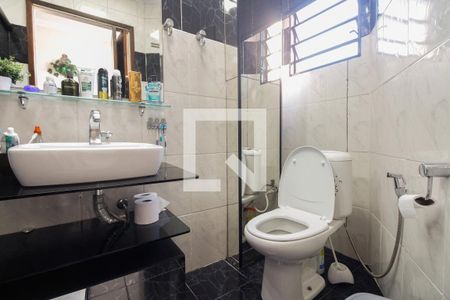 Casa para alugar com 520m², 4 quartos e 5 vagas Casa para alugar com 520m², 4 quartos e 5 vagasBanheiro 2