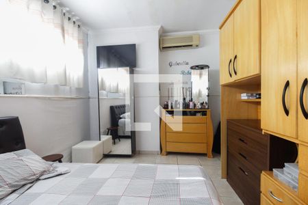 Casa para alugar com 520m², 4 quartos e 5 vagas Casa para alugar com 520m², 4 quartos e 5 vagasQuarto 2