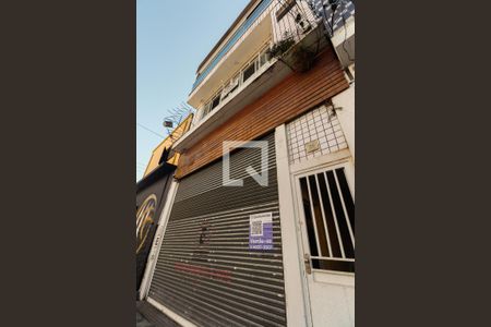 Casa para alugar com 520m², 4 quartos e 5 vagas Casa para alugar com 520m², 4 quartos e 5 vagasFachada