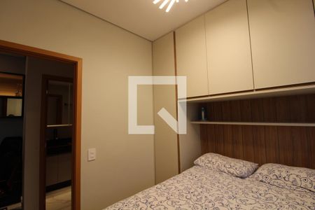 Quarto 2 de apartamento para alugar com 2 quartos, 63m² em Jardim Vila Formosa, São Paulo