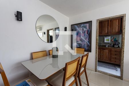 Sala de apartamento para alugar com 2 quartos, 60m² em São Lourenço, Niterói