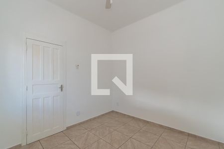 Quarto 1 de apartamento para alugar com 2 quartos, 75m² em Cordovil, Rio de Janeiro