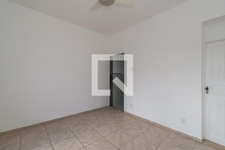 Sala de apartamento para alugar com 2 quartos, 75m² em Cordovil, Rio de Janeiro