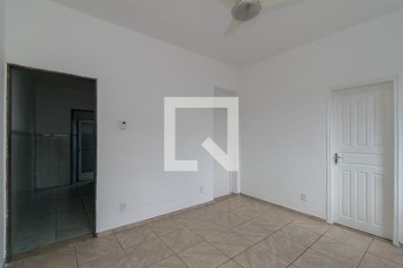 Sala de apartamento para alugar com 2 quartos, 75m² em Cordovil, Rio de Janeiro