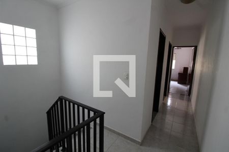 Corredor de casa à venda com 3 quartos, 100m² em Vila Alpina, São Paulo