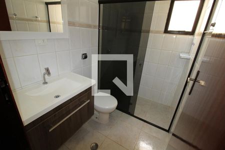 Banheiro de casa à venda com 3 quartos, 100m² em Vila Alpina, São Paulo