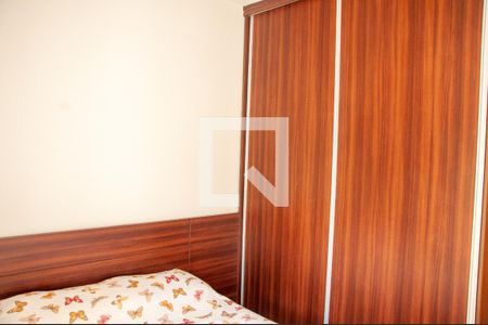 Quarto 2 de apartamento à venda com 2 quartos, 110m² em Cabral, Contagem