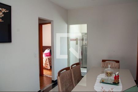 Sala de apartamento à venda com 2 quartos, 110m² em Cabral, Contagem