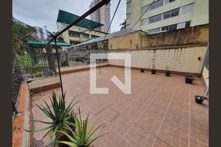 Casa à venda com 9 quartos, 327m² em Jardim Nossa Senhora Aparecida, São Paulo