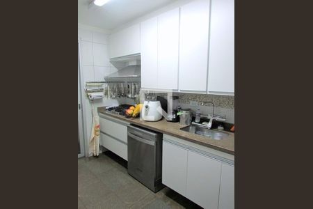 Apartamento à venda com 2 quartos, 137m² em Aclimação, São Paulo