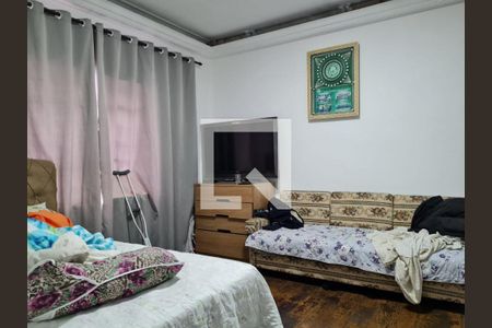 Casa à venda com 2 quartos, 134m² em Cambuci, São Paulo