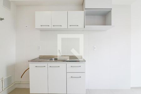 Sala / Cozinha de apartamento para alugar com 1 quarto, 25m² em Vila Butantã, São Paulo