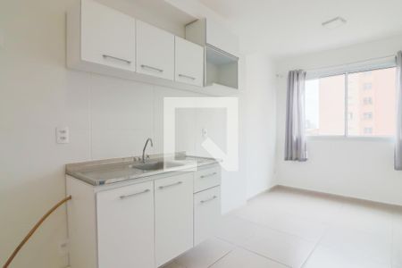 Sala / Cozinha de apartamento para alugar com 1 quarto, 25m² em Vila Butantã, São Paulo