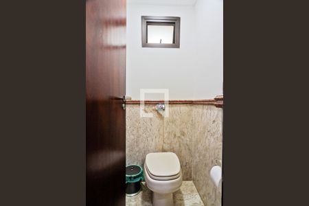 Apartamento para alugar com 287m², 3 quartos e 4 vagas Apartamento para alugar com 287m², 3 quartos e 4 vagasLavabo