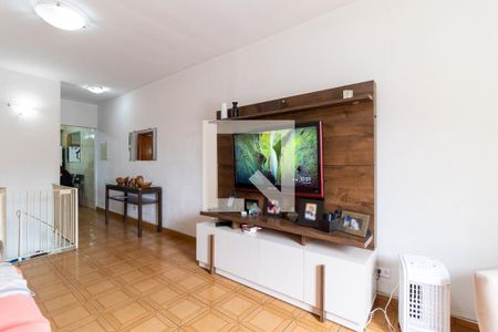 Sala de casa à venda com 4 quartos, 300m² em Itaquera, São Paulo