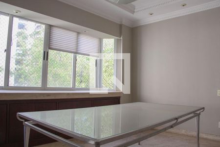 Sala de Jantar de apartamento à venda com 4 quartos, 300m² em Jardim Fonte do Morumbi, São Paulo