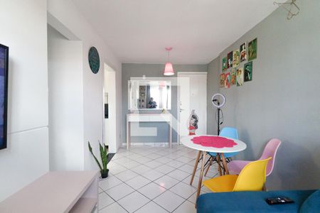 Sala de apartamento para alugar com 1 quarto, 45m² em Pinheirinho, Curitiba