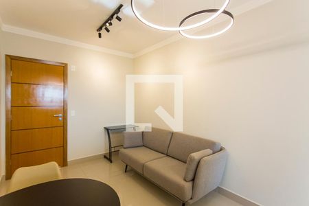 Sala de apartamento para alugar com 2 quartos, 52m² em Santa Mônica, Uberlândia