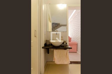 Lavabo de casa para alugar com 3 quartos, 250m² em Vila Rui Barbosa, São Paulo