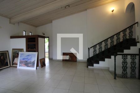 Sala de casa à venda com 5 quartos, 500m² em Cidade Universitária, Campinas