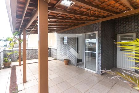 Apartamento à venda com 120m², 3 quartos e 1 vaga Apartamento à venda com 120m², 3 quartos e 1 vagaÁrea de serviço e churrasqueira